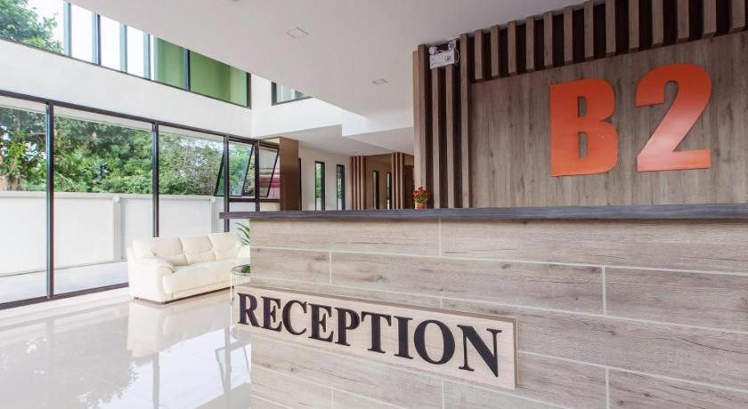 B2 Ubon Premier Hotel Ubon Ratchathani Bagian luar foto