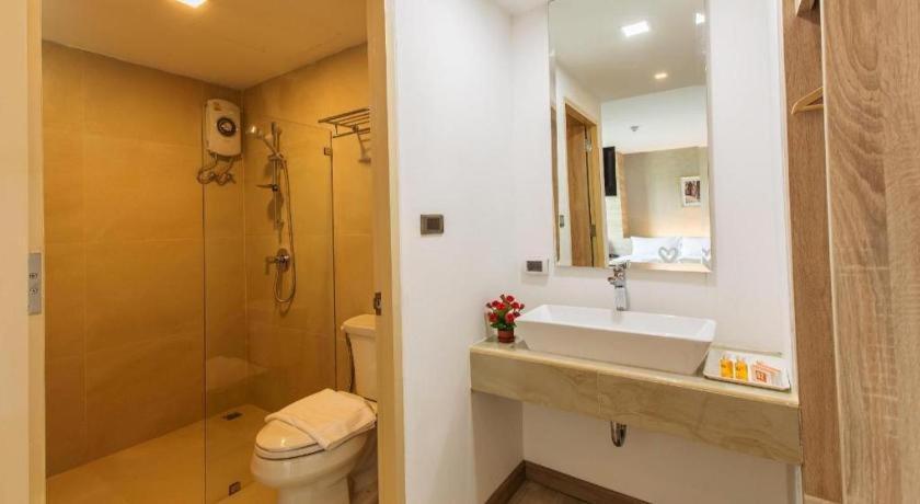 B2 Ubon Premier Hotel Ubon Ratchathani Bagian luar foto
